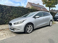 2013 kia cee'd - personenauto