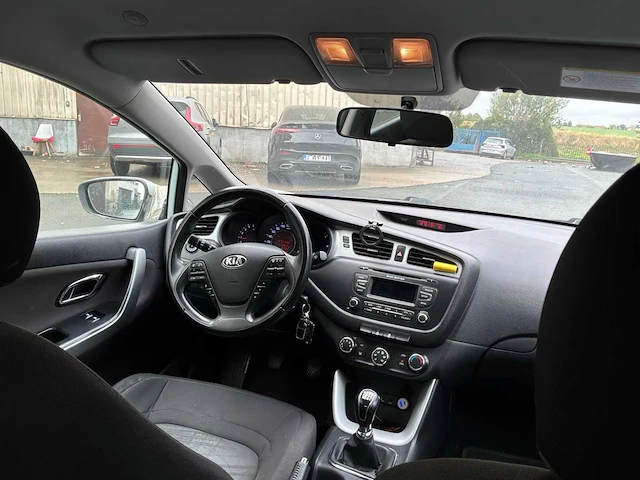 2013 kia cee'd jd 1.4 crdi 90 auto - afbeelding 11 van  41