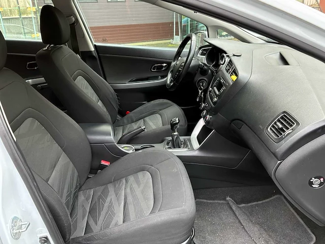 2013 kia cee'd jd 1.4 crdi 90 auto - afbeelding 14 van  41