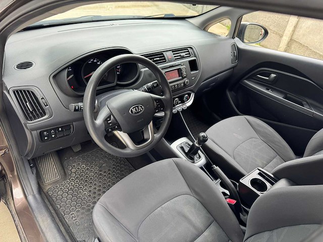 2013 kia rio personenauto - afbeelding 18 van  21