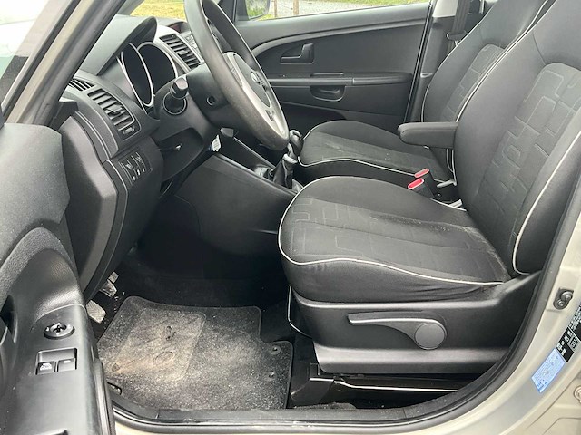 2013 kia venga - afbeelding 11 van  42