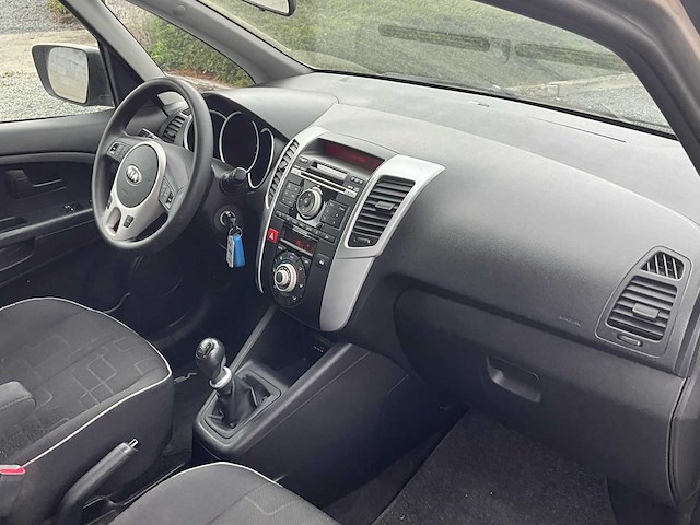 2013 kia venga - afbeelding 32 van  42