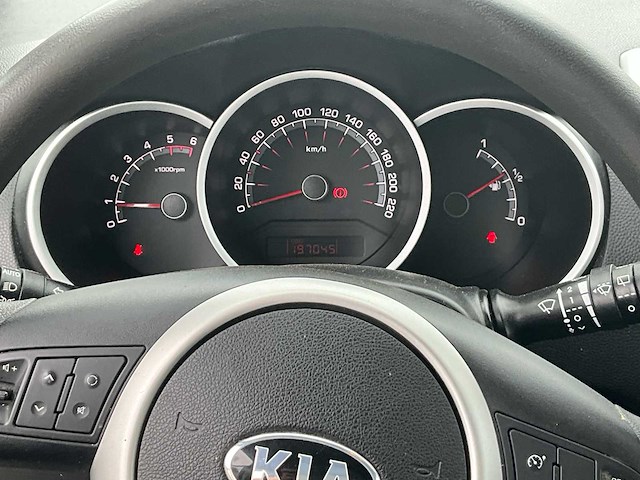 2013 kia venga - afbeelding 14 van  42