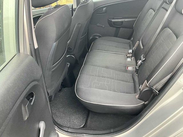 2013 kia venga - afbeelding 21 van  42
