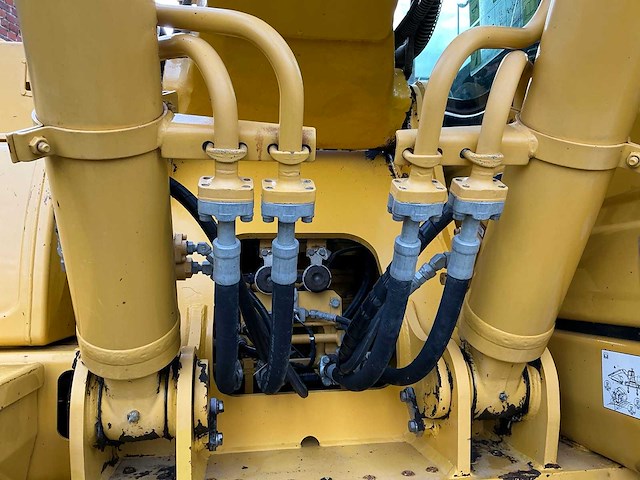 2013 komatsu hb 215 lc - 1 rupsgraafmachine - afbeelding 16 van  28