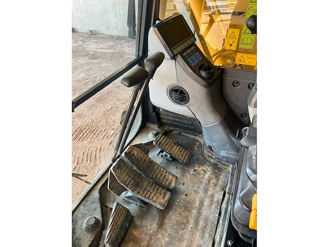 2013 komatsu pc228uslc-8 rupsgraafmachine - afbeelding 11 van  27