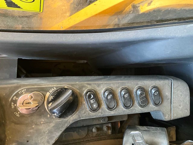 2013 komatsu pc228uslc-8 rupsgraafmachine - afbeelding 12 van  27