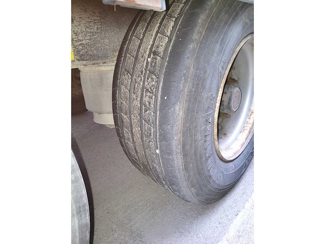 2013 krone sd semi-zeiltrailer - afbeelding 4 van  13