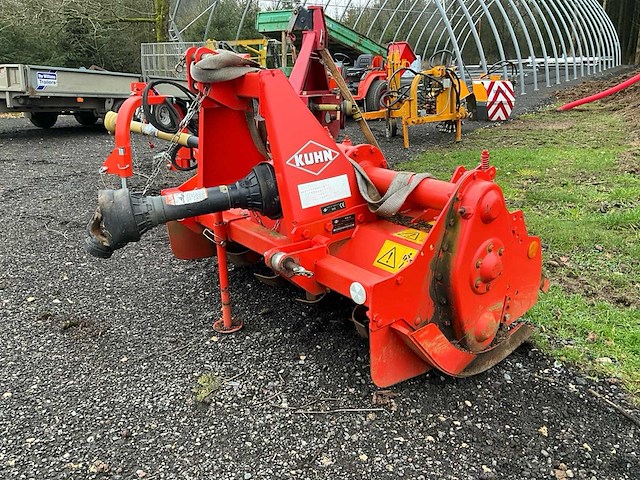 2013 kuhn el 62-130 aardbei - afbeelding 1 van  13