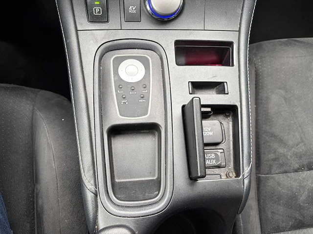 2013 lexus ct200h hybride personenauto - afbeelding 9 van  36