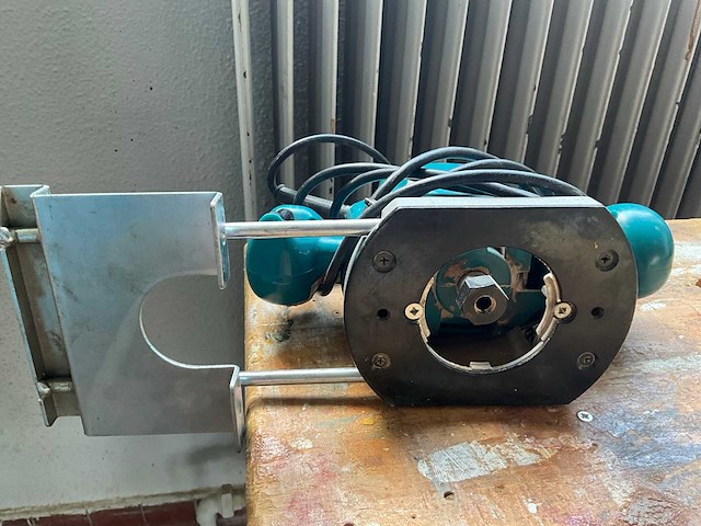 2013 makita 3620 bovenfrees - afbeelding 3 van  3