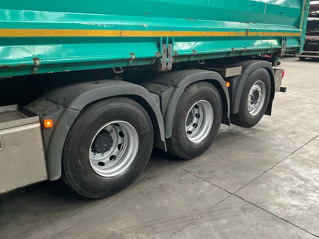 2013 man l2007.46.007 - afbeelding 2 van  64