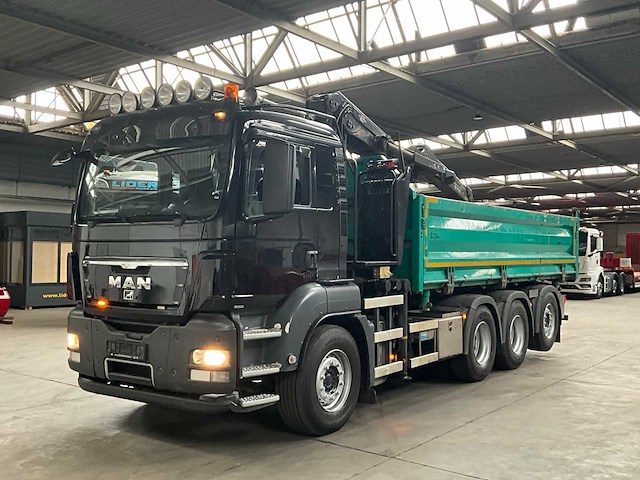 2013 man l2007.46.007 - afbeelding 1 van  64