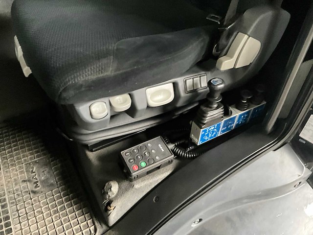 2013 man l2007.46.007 - afbeelding 16 van  64