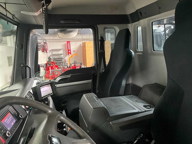 2013 man l2007.46.007 - afbeelding 19 van  64