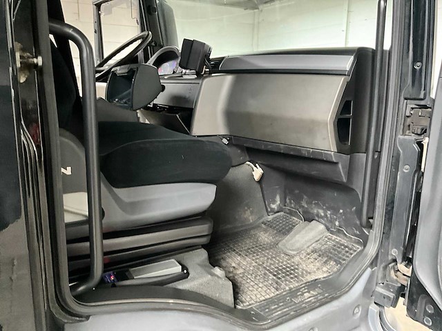 2013 man l2007.46.007 - afbeelding 53 van  64