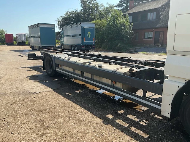 2013 man tgx 16x18400 vrachtwagen - afbeelding 43 van  45