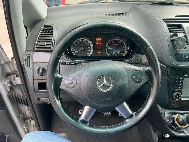 2013 mercedes - benz viano 2.2 cdi 8 plaatsen auto - afbeelding 16 van  61
