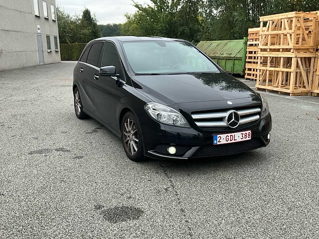 2013 mercedes-benz b 180 cdi - afbeelding 2 van  44