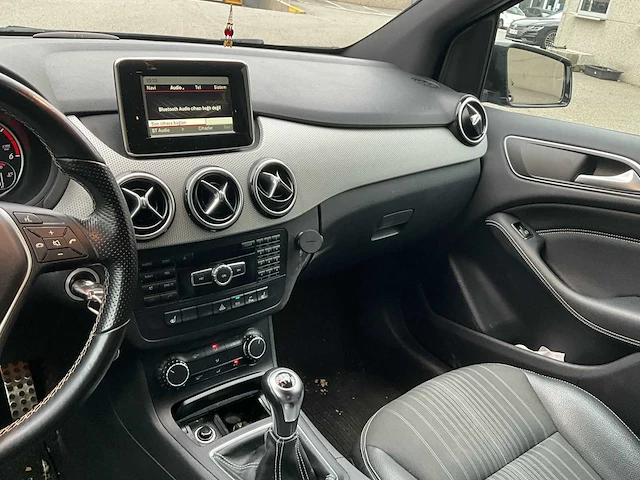 2013 mercedes-benz b 180 cdi - afbeelding 17 van  44