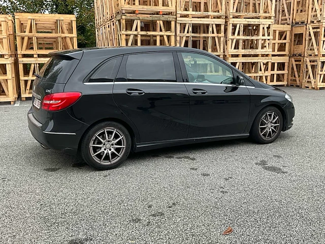 2013 mercedes-benz b 180 cdi - afbeelding 43 van  44