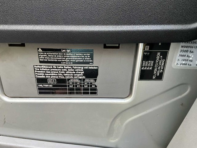 2013 mercedes-benz sprinter truck met trailer trailer - afbeelding 37 van  45