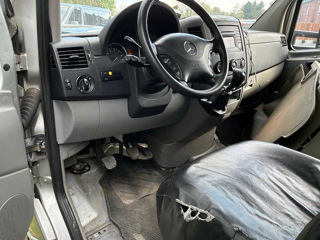 2013 mercedes-benz sprinter truck met trailer trailer - afbeelding 39 van  45