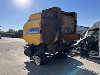 2013 new holland br7070 ronde balenpers voor wisselstukken - afbeelding 2 van  27