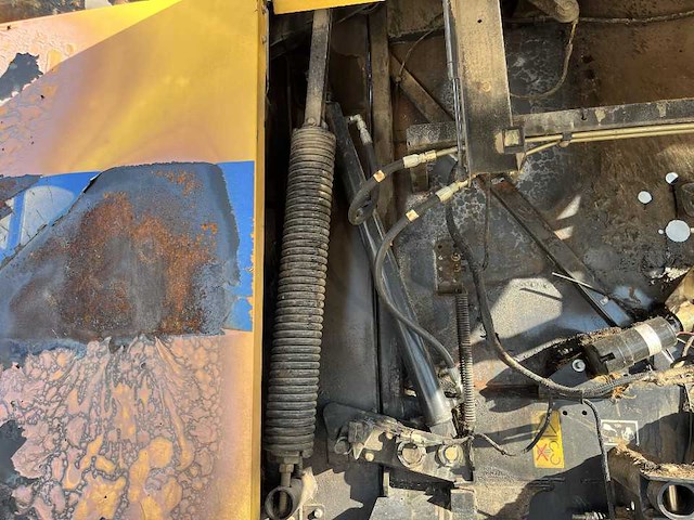 2013 new holland br7070 ronde balenpers voor wisselstukken - afbeelding 16 van  27