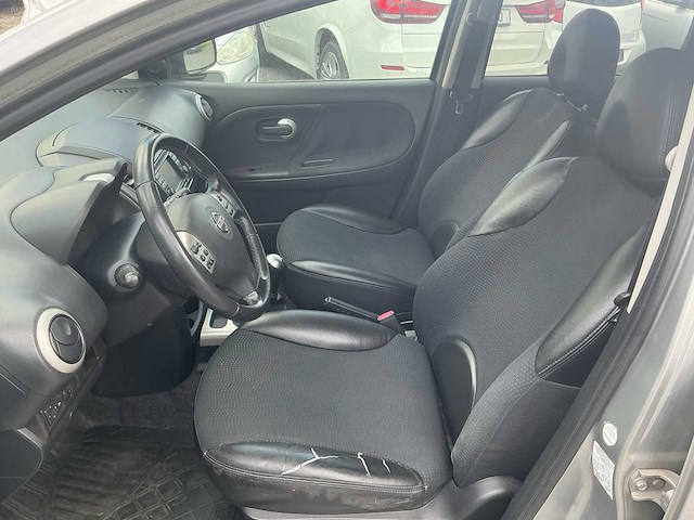 2013 nissan note e 12 personenauto - afbeelding 4 van  35