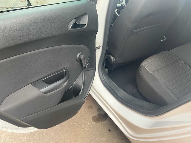 2013 opel astra - automaat - airco - afbeelding 15 van  37