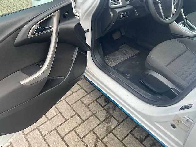 2013 opel astra personenauto 1fcd915 - afbeelding 16 van  41