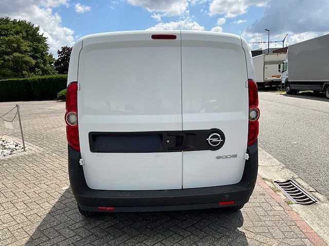 2013 opel combo-d-van lichte vrachtwagen - afbeelding 24 van  29