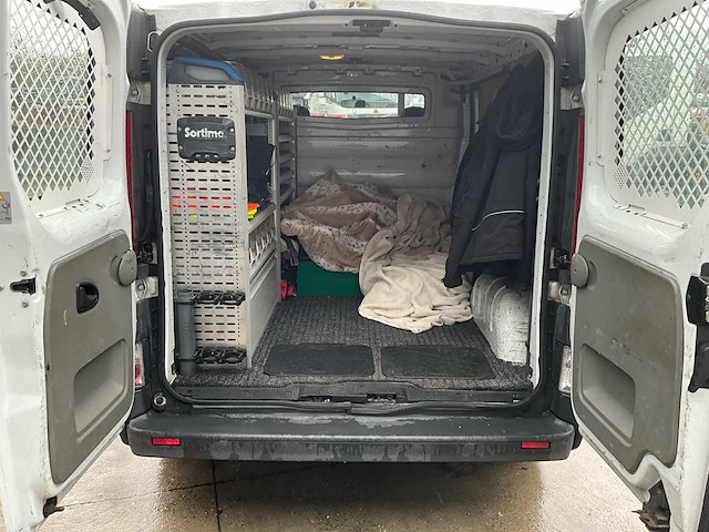 2013 opel vivaro lichte vracht - ingericht - afbeelding 16 van  59
