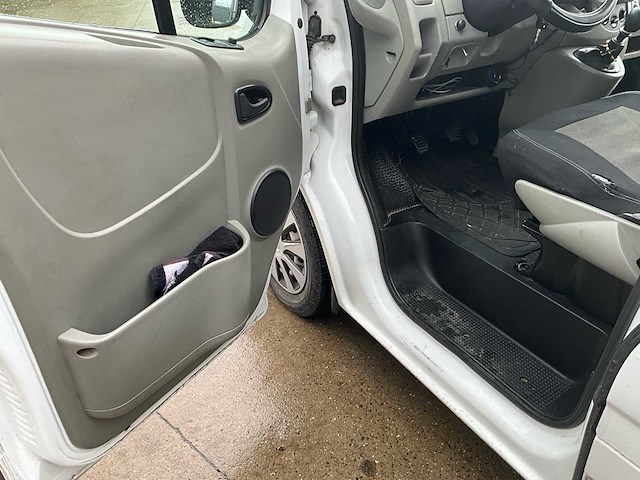 2013 opel vivaro lichte vracht - ingericht - afbeelding 27 van  59