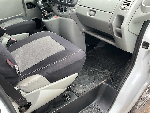 2013 opel vivaro lichte vracht - ingericht - afbeelding 41 van  59