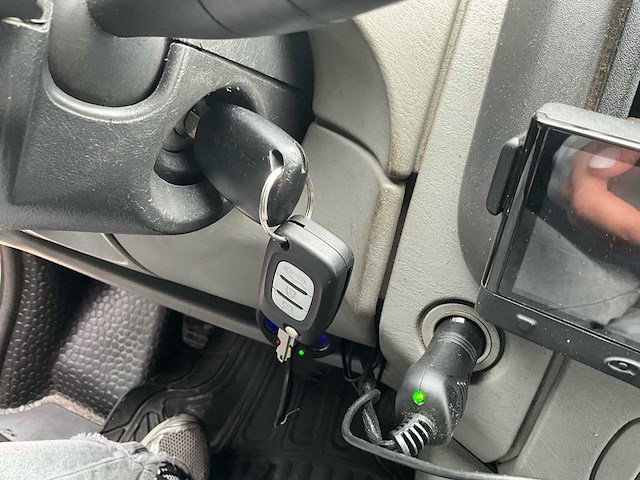 2013 opel vivaro lichte vracht - ingericht - afbeelding 16 van  22