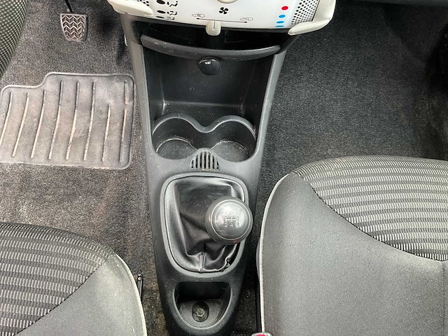2013 peugeot 107 - afbeelding 13 van  35