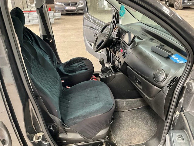 2013 peugeot bipper personenauto - afbeelding 15 van  28