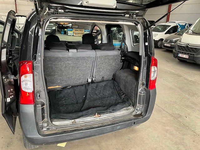 2013 peugeot bipper personenauto - afbeelding 17 van  28