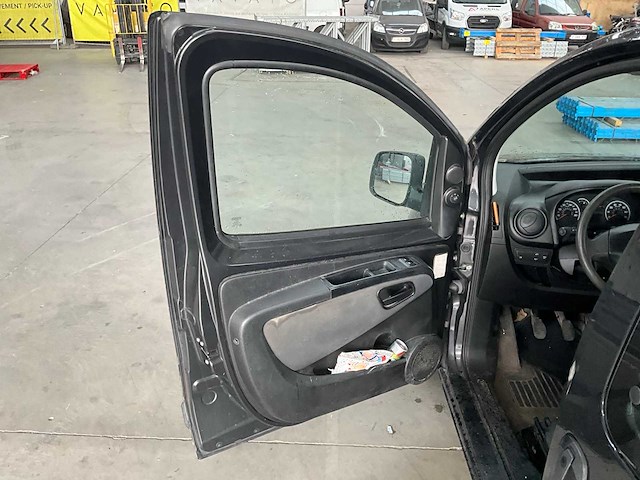 2013 peugeot bipper personenauto - afbeelding 7 van  28