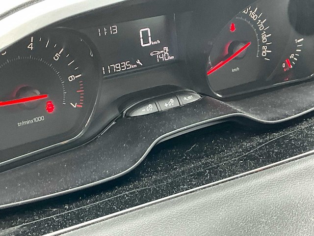 2013 peuguet 208 - afbeelding 17 van  28