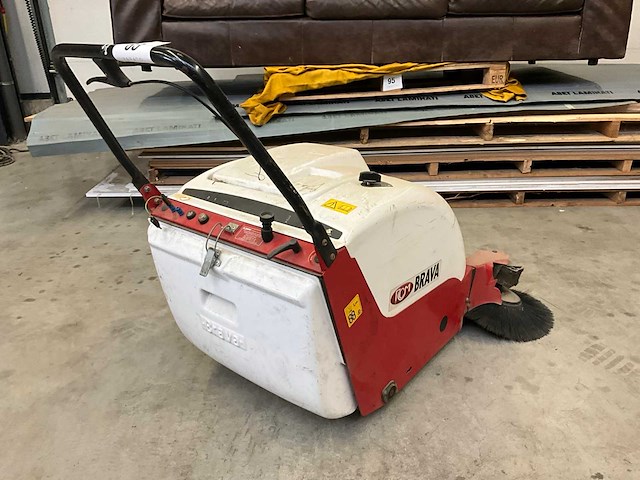 2013 rcm brava 800 et veegmachines - afbeelding 2 van  8