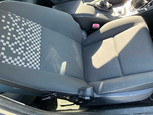 2013 renault megane stationwagen - trekhaak - airco - afbeelding 42 van  59