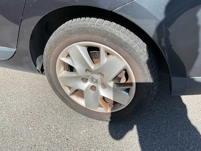 2013 renault megane stationwagen - trekhaak - airco - afbeelding 2 van  51