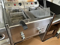 2013 sallas foodtrailer / mobiele snackwagen / frietkraam - afbeelding 31 van  64