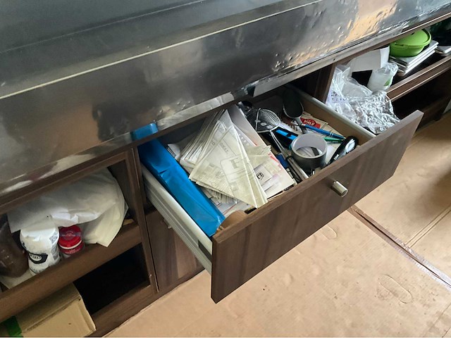 2013 sallas foodtrailer / mobiele snackwagen / frietkraam - afbeelding 43 van  64