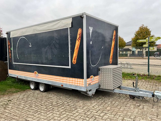 2013 sallas foodtrailer / mobiele snackwagen / frietkraam - afbeelding 34 van  64