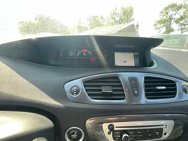 2013 scenic megane renault - afbeelding 26 van  41