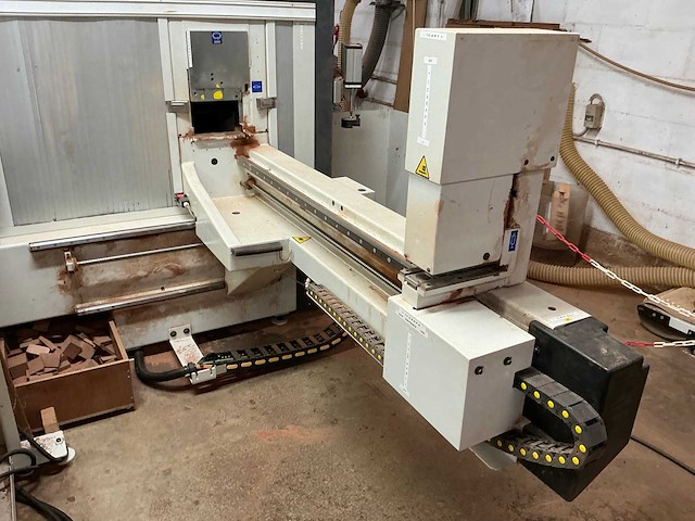 2013 scm dogma angola cnc hoekmachine voor ramen en deuren - afbeelding 15 van  15